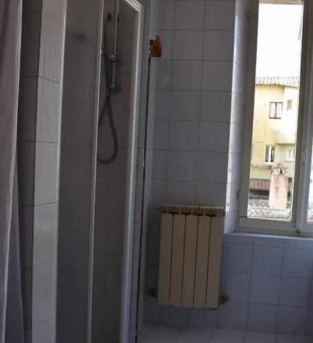 Rocchi 27 * بيرودجا