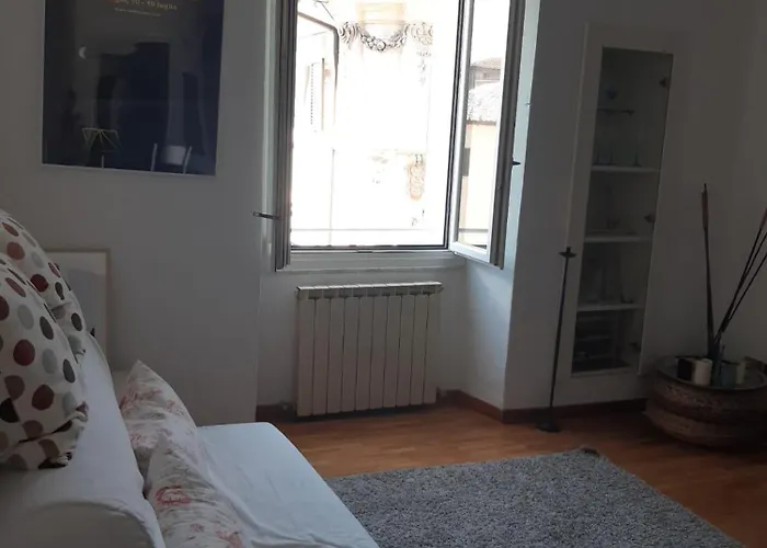 Rocchi 27 Appartamento *